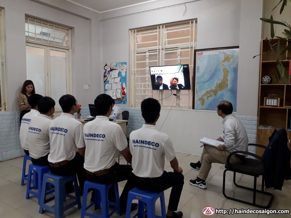 Học viên Haindeco Saigon tham gia phỏng vấn với nhà tuyển dụng Nhật Bản qua Skype