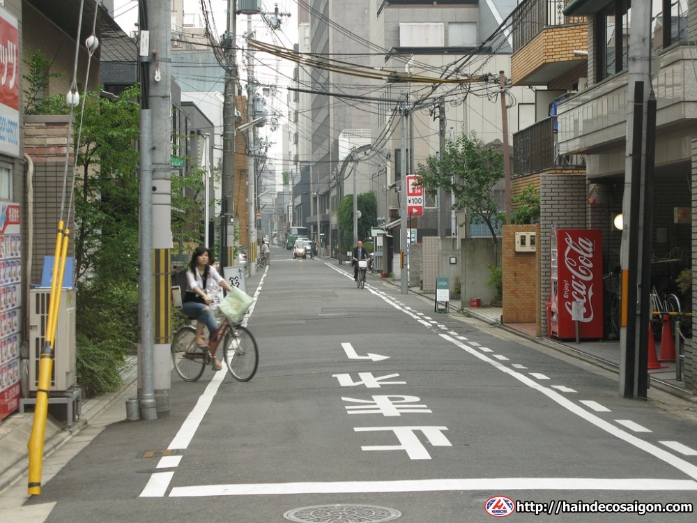 Đường phố Nhật Bản